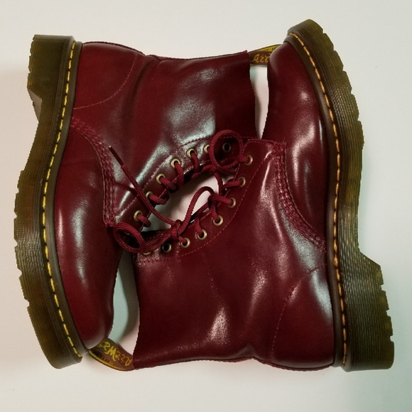 dr martens pascal shiraz